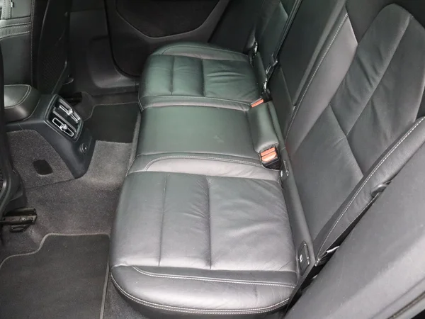 Volvo XC40 (2022) — foto 8 van 24