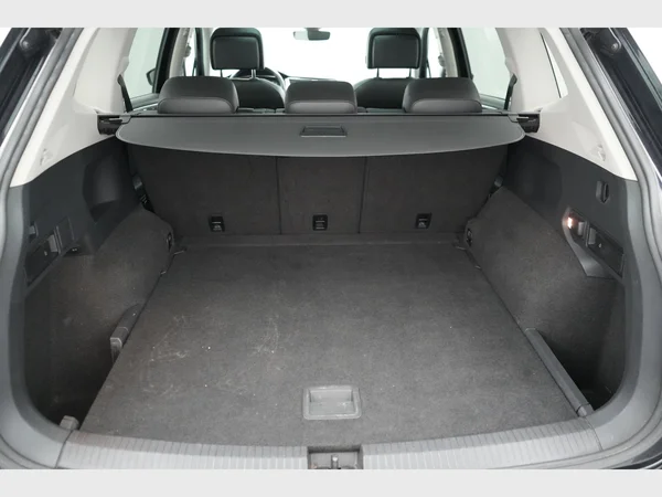 VOLKSWAGEN Tiguan Allspace (2018) — foto 31 van 32