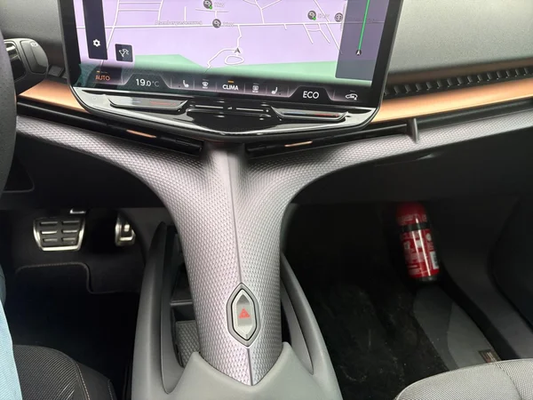 CUPRA Tavascan (2026) — foto 7 van 24