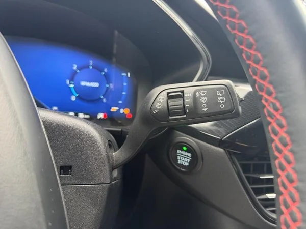 FORD Kuga Dsl (2021) — foto 18 van 30