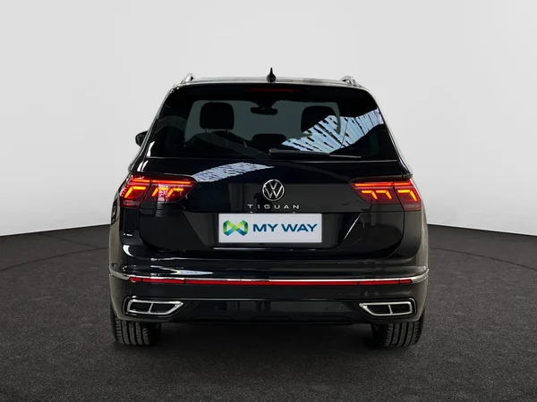 VOLKSWAGEN Tiguan (2023) — foto 15 van 20
