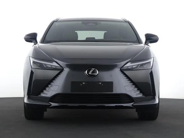 LEXUS RZ (2025) — foto 31 van 33