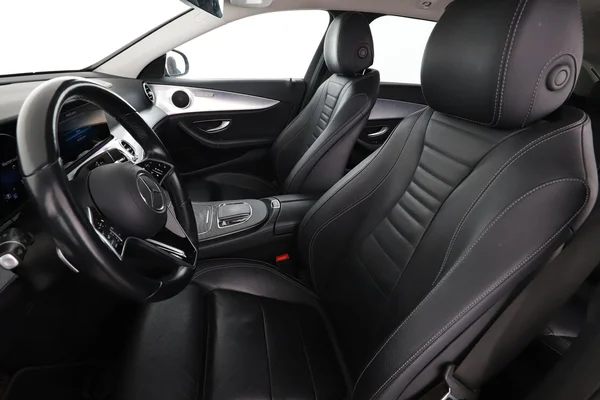 Mercedes-Benz E-Klasse (2022) — foto 16 van 16
