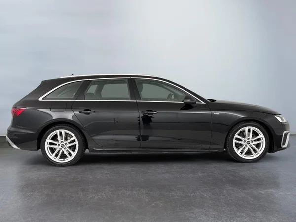 AUDI A4 Avant Dsl (2021) — foto 12 van 17