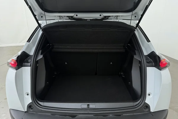 Peugeot 2008 (2025) — foto 13 van 17