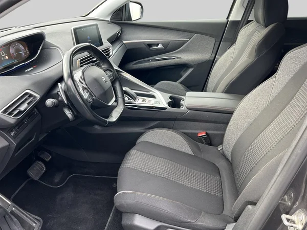 Peugeot 5008 (2019) — foto 25 van 26
