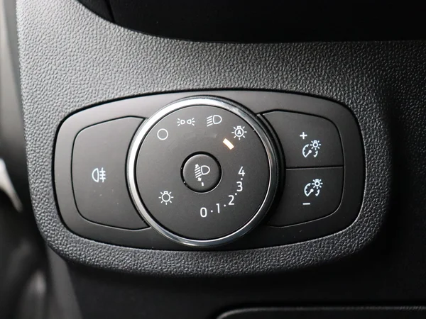 FORD Fiesta (2024) — foto 18 van 27