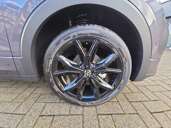 VOLKSWAGEN T-Cross (2024) — foto 17 van 24