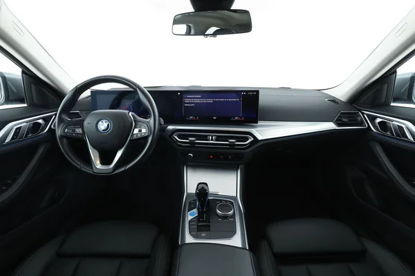 BMW i4 (2022) — foto 3 van 16