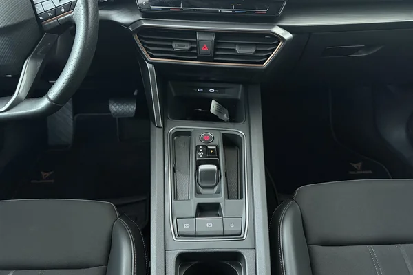 CUPRA Formentor E-Hybrid (PHEV) (2022) — foto 4 van 24