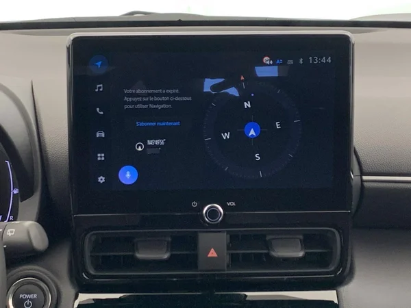 Toyota Yaris Cross Hybrid (HEV) (2026) — foto 10 van 25