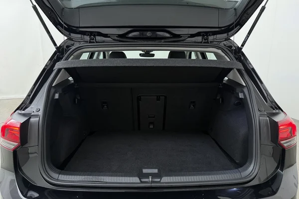Volkswagen Golf VIII (2024) — foto 14 van 18