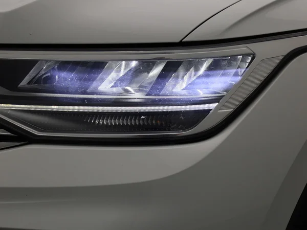 Volkswagen Tiguan (2022) — foto 9 van 45