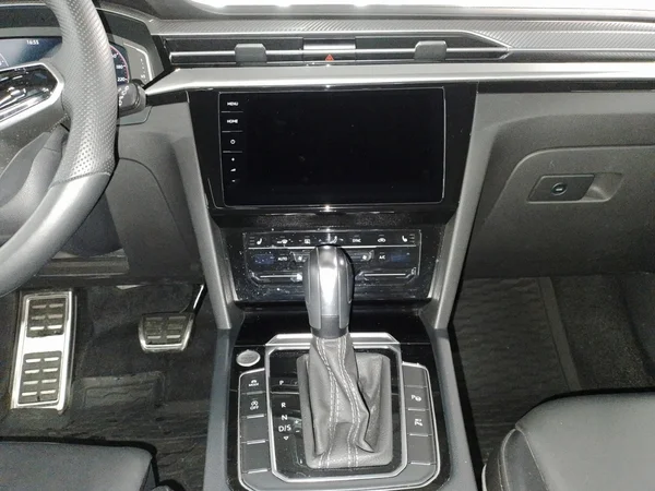 VOLKSWAGEN Arteon Shooting Brake (2024) — foto 6 van 15