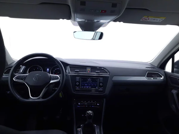 Volkswagen Tiguan (2023) — foto 6 van 37