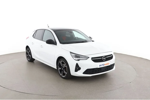 Opel Corsa (2021) — foto 14 van 16
