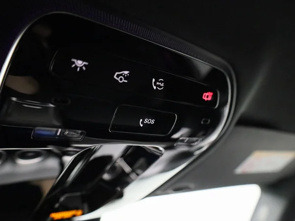 Mercedes-Benz GLC (2025) — foto 26 van 52