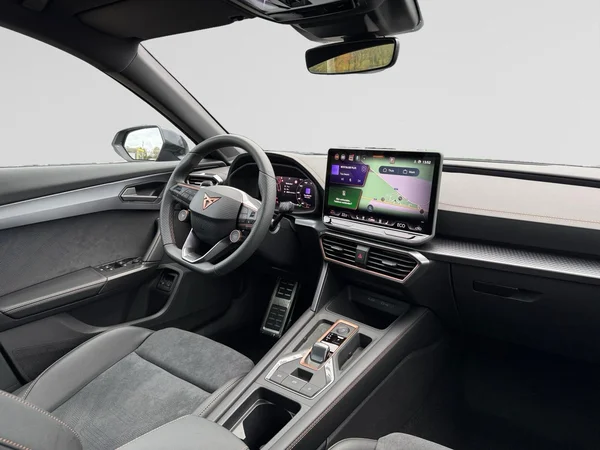 CUPRA Formentor e-Hybrid (PHEV) (2025) — foto 14 van 19