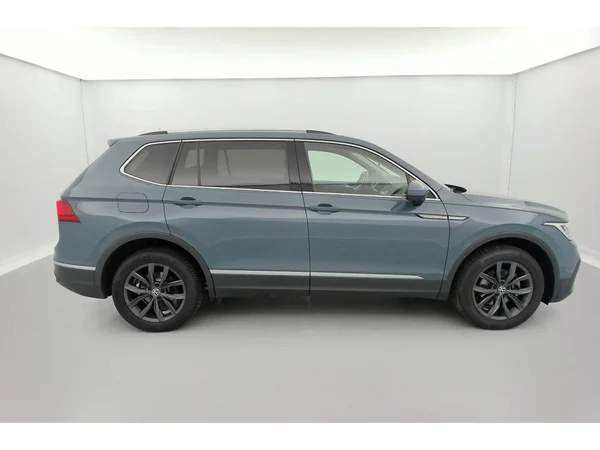 VOLKSWAGEN Tiguan Allspace (2021) — foto 34 van 36
