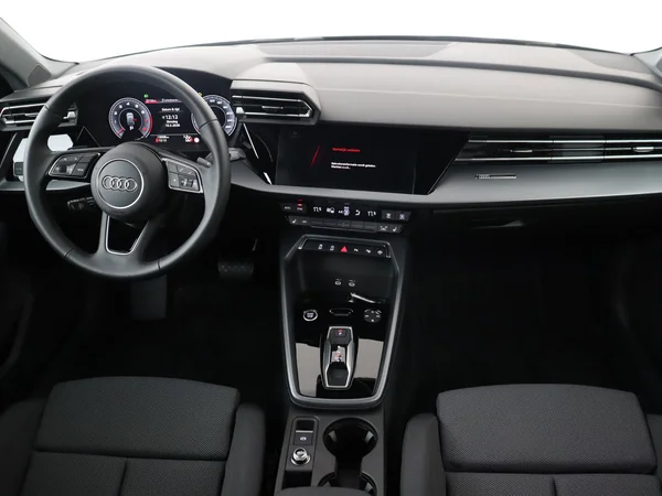 AUDI A3 Sportback (2025) — foto 14 van 18