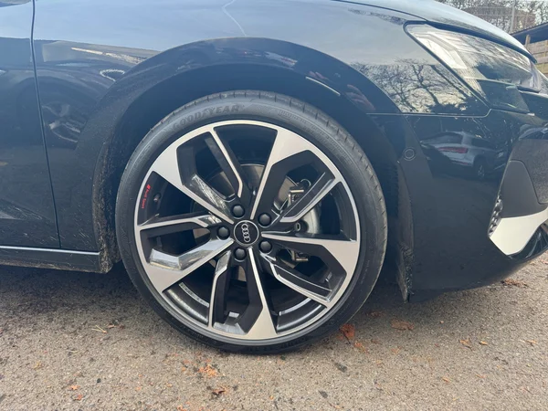 AUDI A3 Sportback (2025) — foto 11 van 24