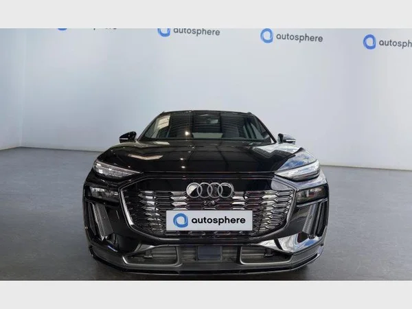 AUDI Q6 e-tron (2026) — foto 12 van 21