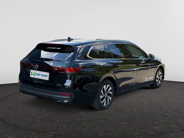 VOLKSWAGEN Passat SW (2025) — foto 11 van 15