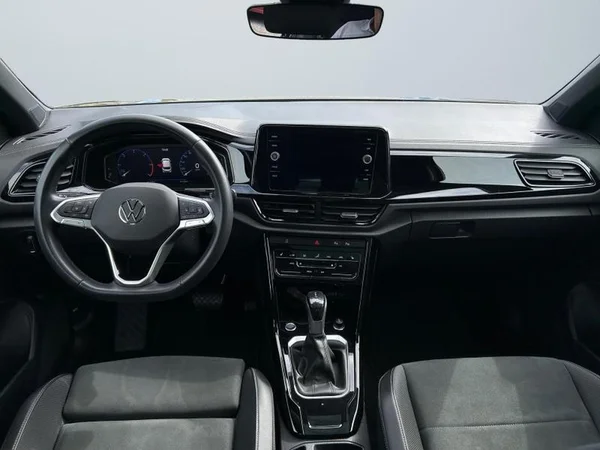 VOLKSWAGEN T-Roc Dsl (2023) — foto 6 van 31