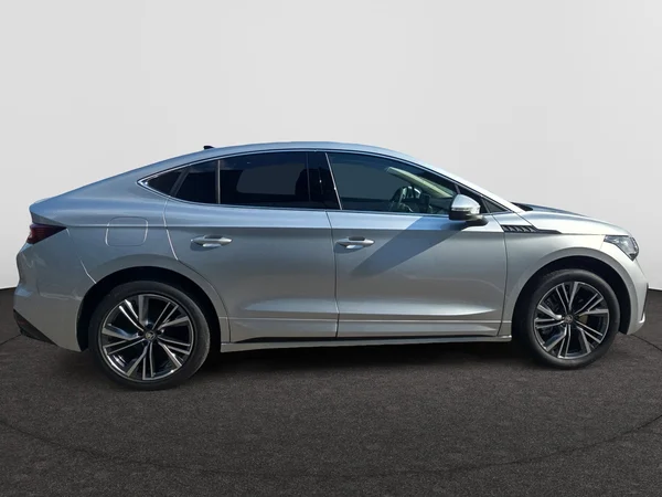 SKODA Enyaq Coupé (2025) — foto 20 van 24