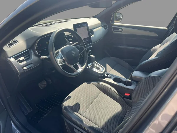 Renault Arkana (2025) — foto 2 van 20