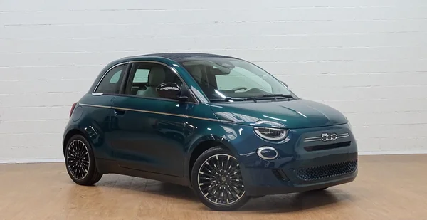 Fiat 500C (2026) — foto 12 van 29