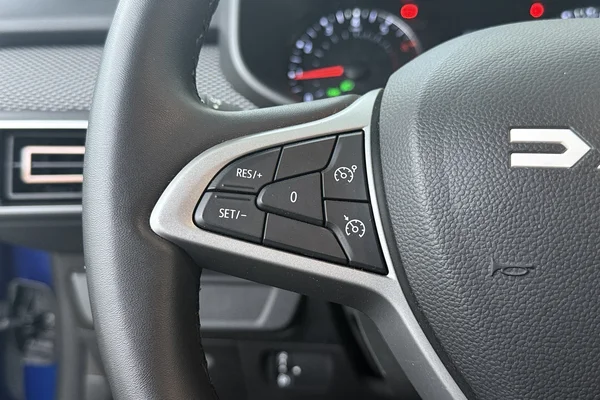 Dacia Sandero Stepway (2024) — foto 6 van 17