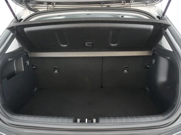 Kia Stonic (2025) — foto 8 van 22