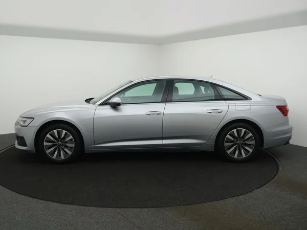 Audi A6 (2022) — foto 18 van 20