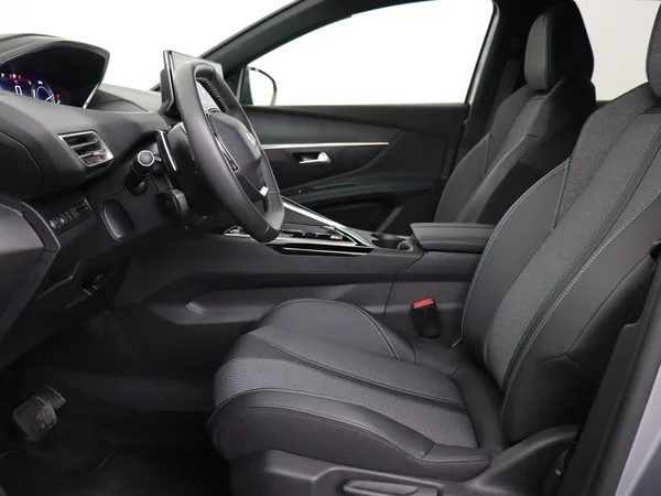PEUGEOT 3008 (2024) — foto 2 van 27