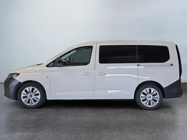 VOLKSWAGEN Caddy Maxi Dsl (2022) — foto 27 van 32