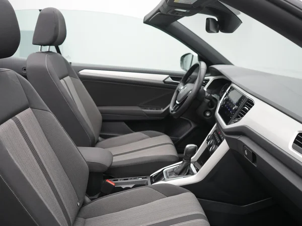 VOLKSWAGEN T-Roc Cabriolet (2021) — foto 10 van 28