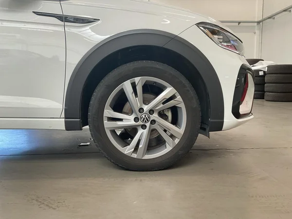 VOLKSWAGEN Taigo (2023) — foto 15 van 22