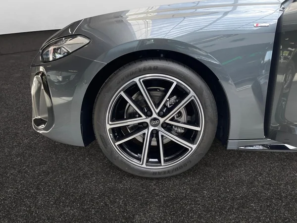 AUDI A5 Avant (2025) — foto 4 van 12