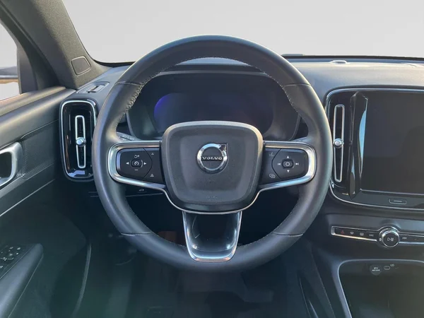 VOLVO C40 (2023) — foto 11 van 22