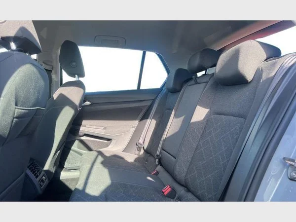 Volkswagen Golf VIII (2021) — foto 25 van 25