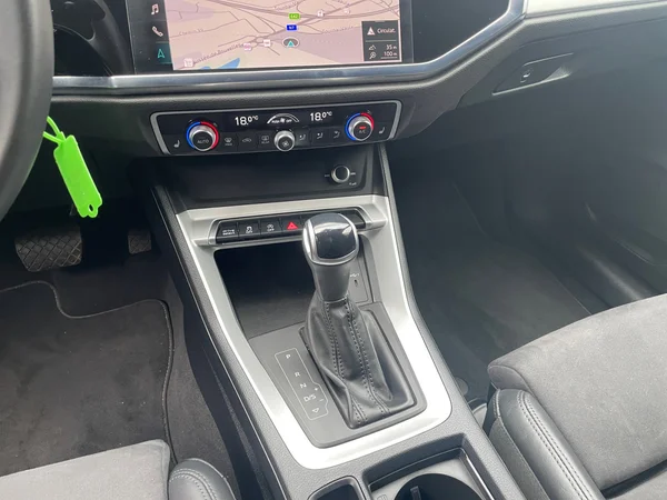 AUDI Q3 Sportback (2024) — foto 3 van 21