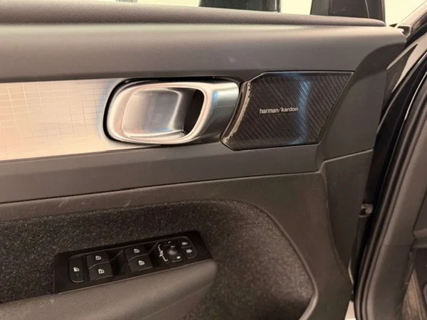Volvo XC40 (2021) — foto 5 van 21