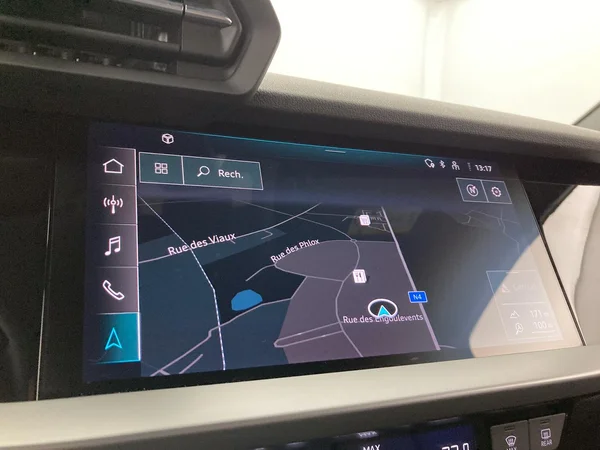 AUDI A3 Sportback (2022) — foto 28 van 35