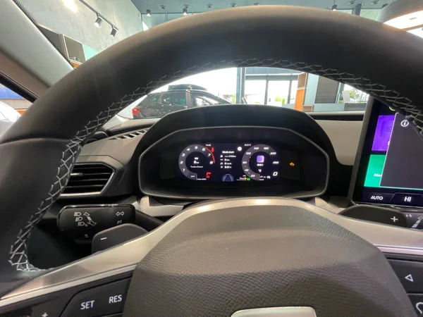 SEAT Leon (2025) — foto 13 van 24