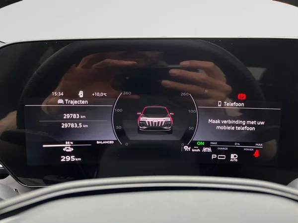 AUDI Q6 Sportback e-tron (2025) — foto 19 van 19