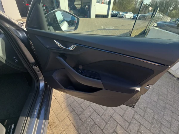 SKODA Kamiq (2026) — foto 13 van 24