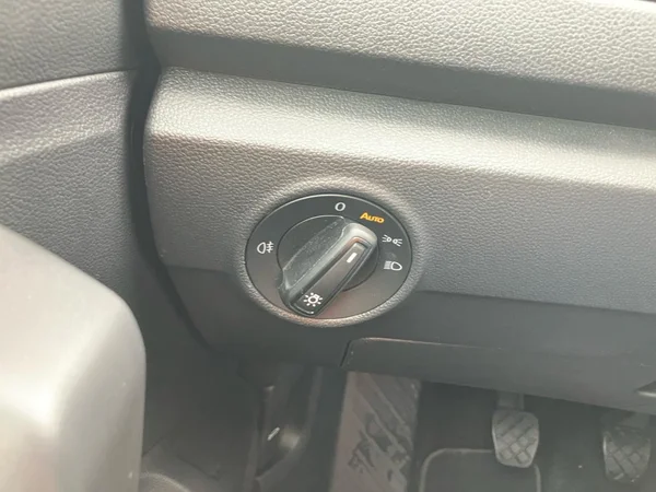 VOLKSWAGEN T-Roc (2021) — foto 2 van 21