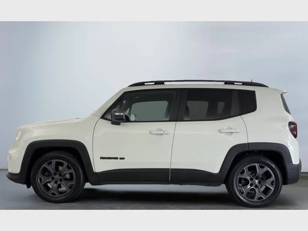 Jeep Renegade (2021) — foto 20 van 25