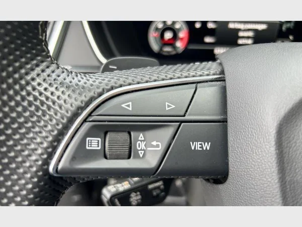 Audi Q5 (2022) — foto 31 van 40